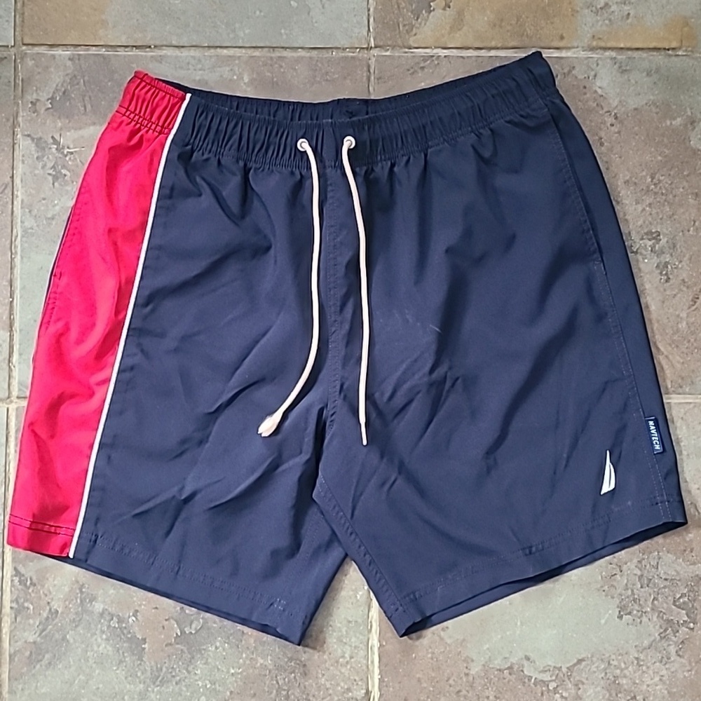 🎉HOST PICK 🎉Nautica NAVTECH PERFORMANCE SWIM‎ TRUNKS SIZE LARGE